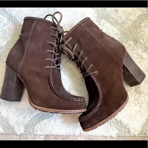 Frye chocolate suede leather lace up boots